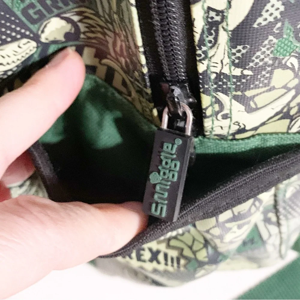 Smiggle Three Zip Compartments Dinosaur Backpack Padded Shoulder Straps / Laptop